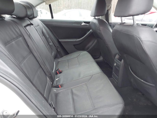 2012 VOLKSWAGEN JETTA 2.5L SE VIN: 3VWDX7AJ2CM334932