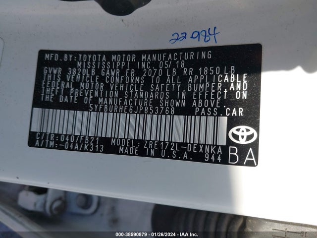 Toyota COROLLA LE 2018 5YFBURHE6JP853768 Image 9