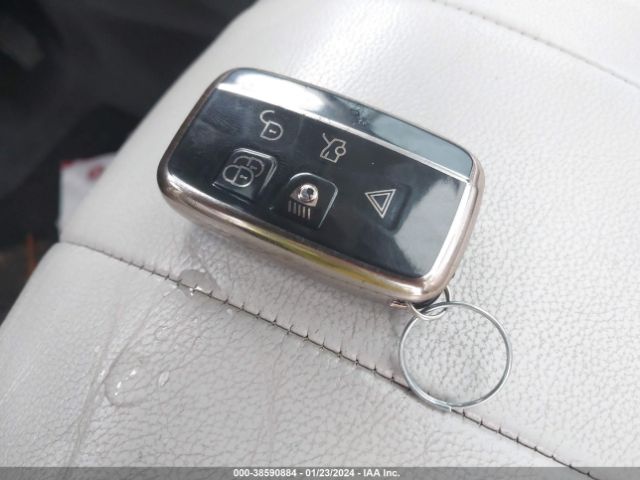 SALVP2BG2HH213982 Land Rover Range Rover Evoque Se/se Premium