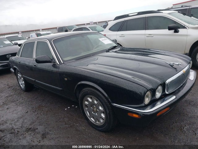 2002 JAGUAR XJ8 SAJDA14C82LF44356 Photo 0