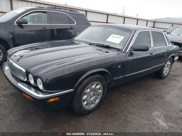 2002 JAGUAR XJ8 SAJDA14C82LF44356 Photo 1