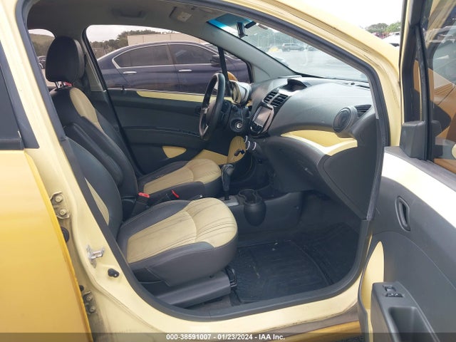 Chevrolet Spark 1lt Auto 2014 KL8CD6S98EC528724 Image 5