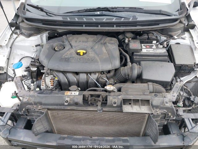 KIA FORTE LX 2016 KNAFK4A68G5573852 Image 10