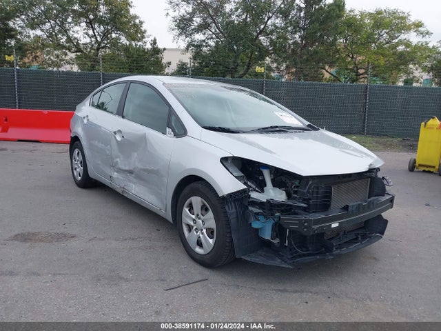 KIA FORTE LX 2016 KNAFK4A68G5573852 Image 6