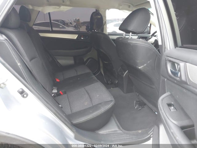 Subaru Outback 2.5i Premium 2017 4S4BSAFC4H3293644 Image 8
