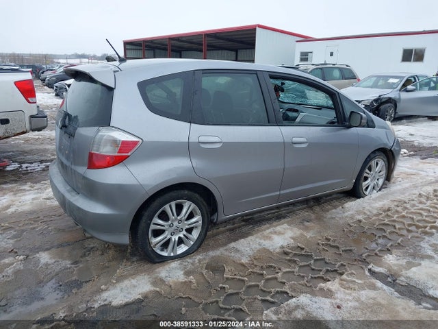 2009 HONDA FIT SPORT VIN: JHMGE88409C001696