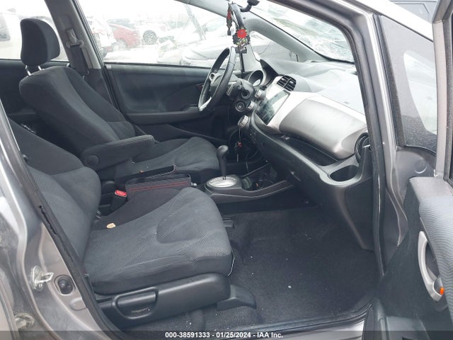 2009 HONDA FIT SPORT VIN: JHMGE88409C001696