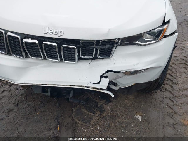 Jeep Grand Cherokee Laredo E 4x2 2019 1C4RJEAGXKC805552 Image 6