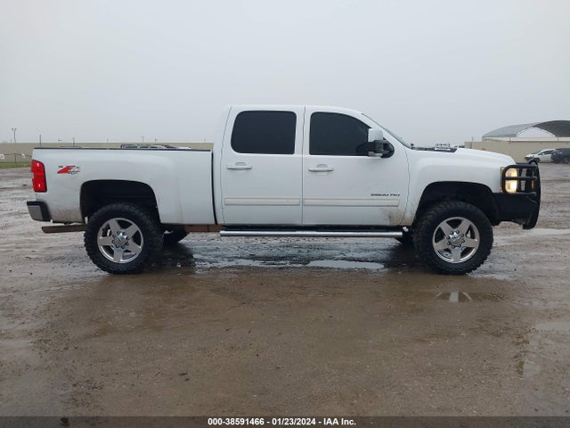 2011 CHEVROLET SILVERADO 2500HD LTZ VIN: 1GC1KYCG3BF262357