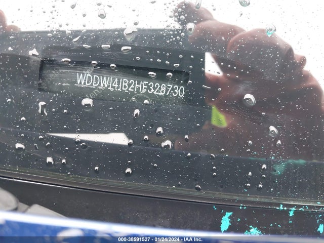Mercedes-Benz C 300 2017 WDDWJ4JB2HF328730 Image 9