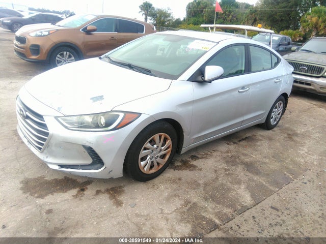 Hyundai ELANTRA SE 2017 5NPD74LF4HH077182 Image 2