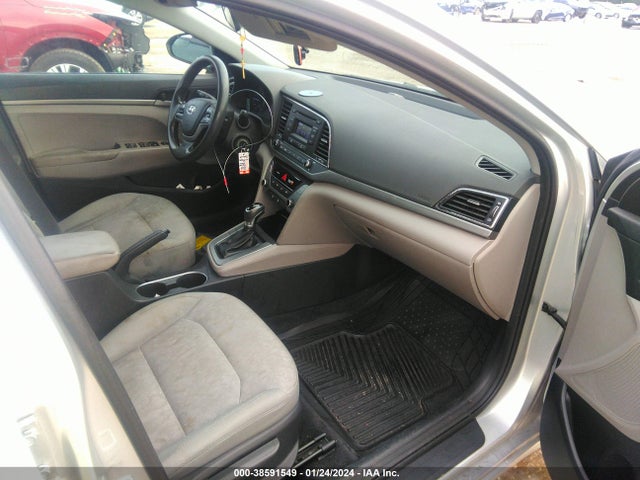 Hyundai ELANTRA SE 2017 5NPD74LF4HH077182 Image 5