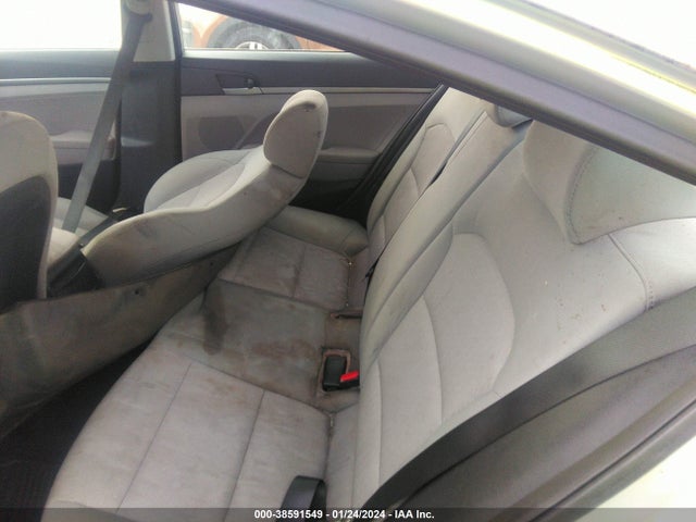 Hyundai ELANTRA SE 2017 5NPD74LF4HH077182 Image 8