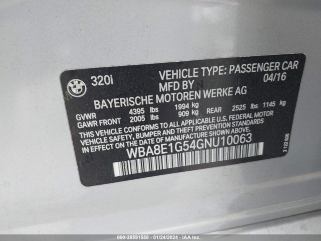 BMW 320i 2016 WBA8E1G54GNU10063 Image 9