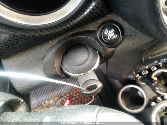 2011 MINI COOPER S WMWSV3C51BTY21559 Photo 10