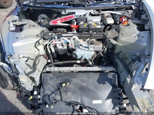 5YJ3E1EA8JF015290 Tesla Model 3 Long Range/mid Range