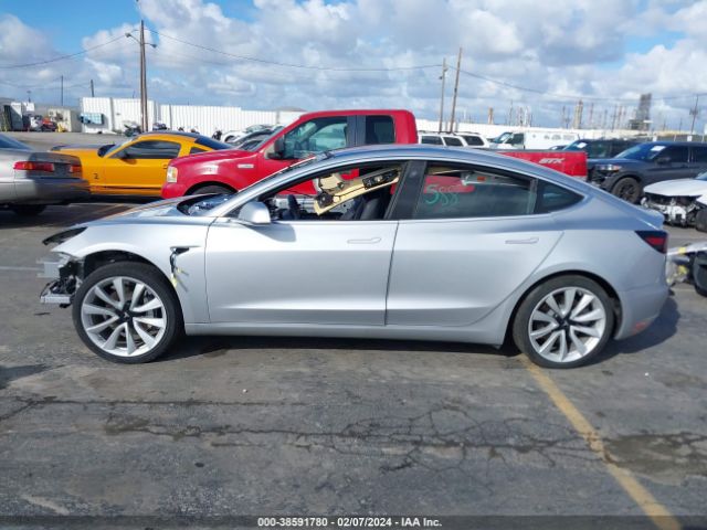 5YJ3E1EA8JF015290 Tesla Model 3 Long Range/mid Range