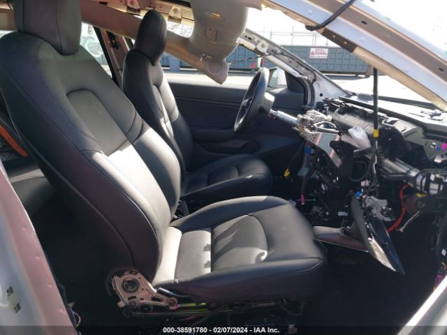 5YJ3E1EA8JF015290 Tesla Model 3 Long Range/mid Range