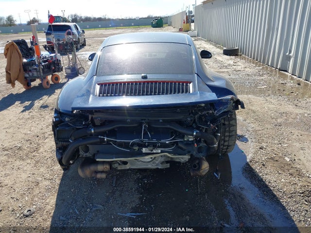 WP0AA2A95JS106136 Porsche 911 CARRERA