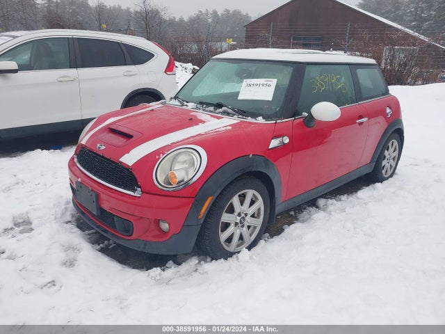 2011 MINI COOPER S WMWSV3C57BTY11859 Photo 1