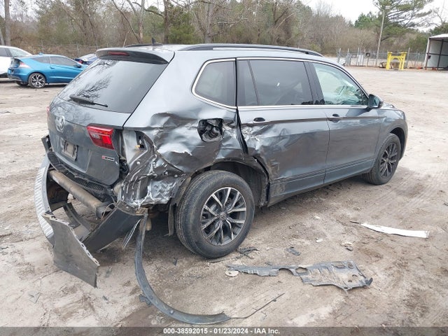 3VV2B7AX7KM107636 Volkswagen Tiguan 2.0t Se/2.0t Sel/2.0t Sel R-line/2.0t Sel R-line Black