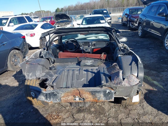 1997 CHEVROLET CORVETTE VIN: 1G1YY22G9V5108136