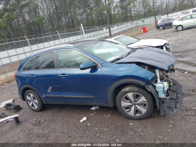 KNDCB3LC6K5302509 KIA NIRO LX