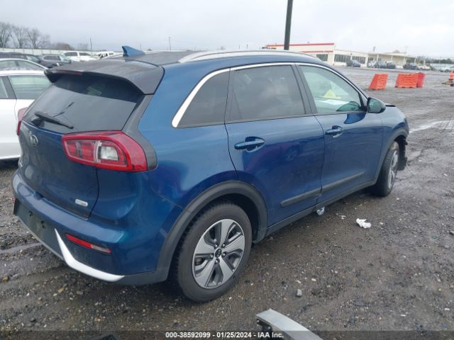 KNDCB3LC6K5302509 KIA NIRO LX