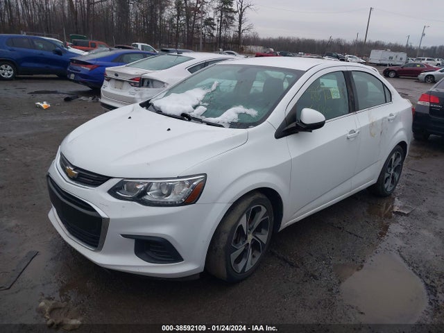 Chevrolet Sonic Premier Auto 2017 1G1JF5SBXH4111103 Image 2