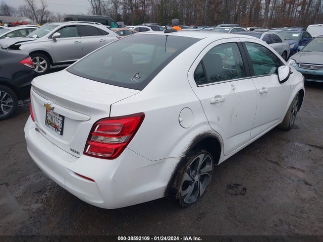 Chevrolet Sonic Premier Auto 2017 1G1JF5SBXH4111103 Image 4