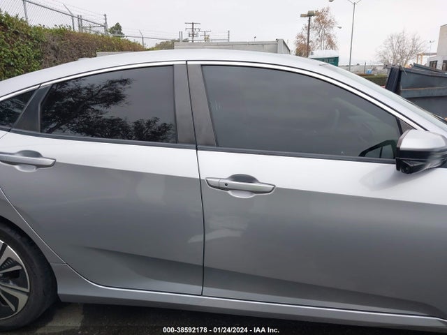 Honda Civic Ex-t 2018 JHMFC1F31JX005577 Image 14