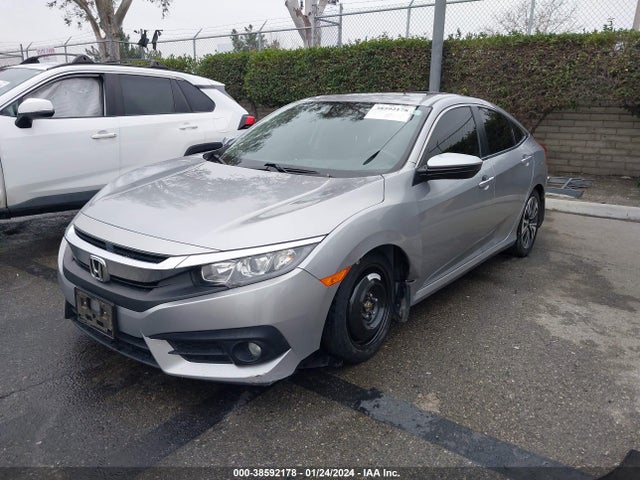 Honda Civic Ex-t 2018 JHMFC1F31JX005577 Image 2
