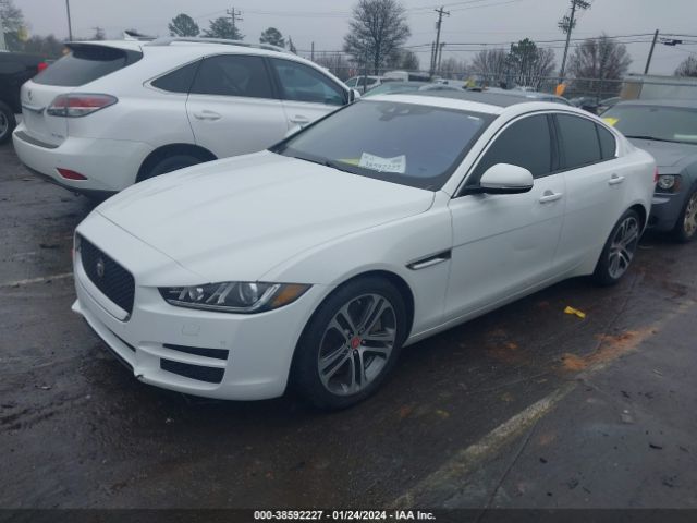 SAJAD4BVXHA958210 Jaguar Xe 35t Premium