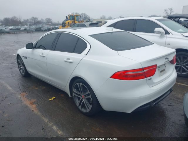 SAJAD4BVXHA958210 Jaguar Xe 35t Premium