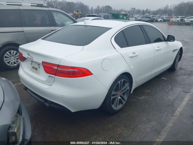 SAJAD4BVXHA958210 Jaguar Xe 35t Premium
