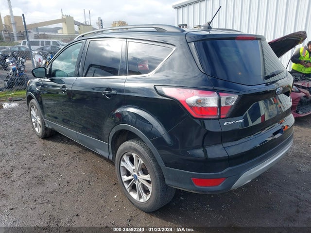 2018 FORD ESCAPE SE VIN: 1FMCU9GD9JUB25955