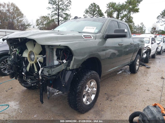 Продажа на аукционе авто 2022 Ram 2500 Big Horn  4x4 6'4 Box, vin: 3C6UR5DL7NG156989, номер лота: 38592250