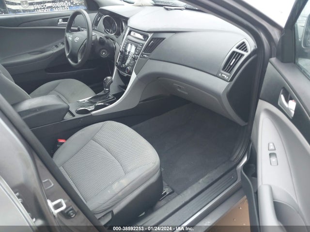 2012 HYUNDAI SONATA GLS VIN: 5NPEB4AC2CH339124