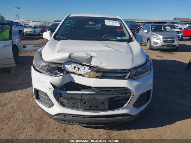 Chevrolet TRAX LS 2018 3GNCJKSB1JL175728 Image 6