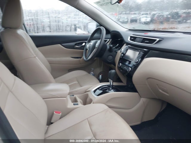2016 NISSAN ROGUE SL VIN: 5N1AT2MT0GC779643