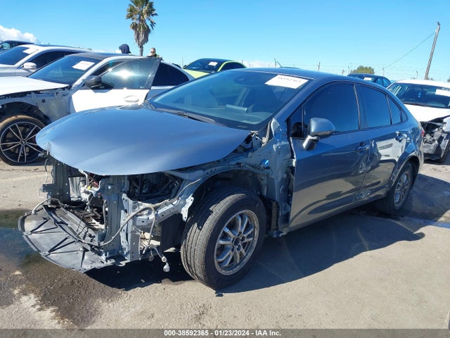 Toyota Corolla Hybrid Le 2021 JTDEAMDE3MJ035566 Image 2