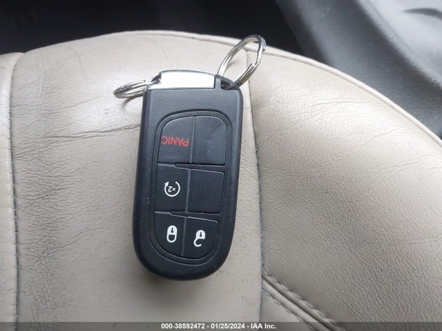 2015 JEEP CHEROKEE LIMITED VIN: 1C4PJMDSXFW502390