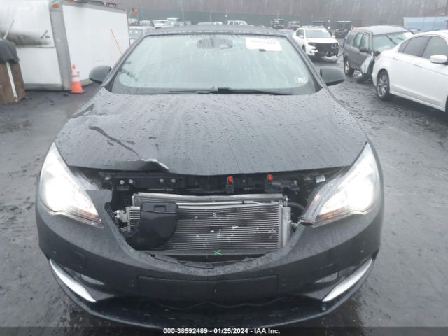 W04WT3N54GG052993 Buick Cascada Premium