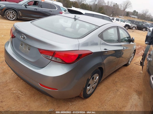 2016 HYUNDAI ELANTRA SE VIN: 5NPDH4AE3GH793237