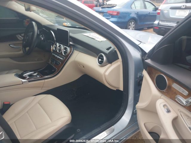 WDDWF4KB2JR314850 Mercedes-Benz C 300 4matic