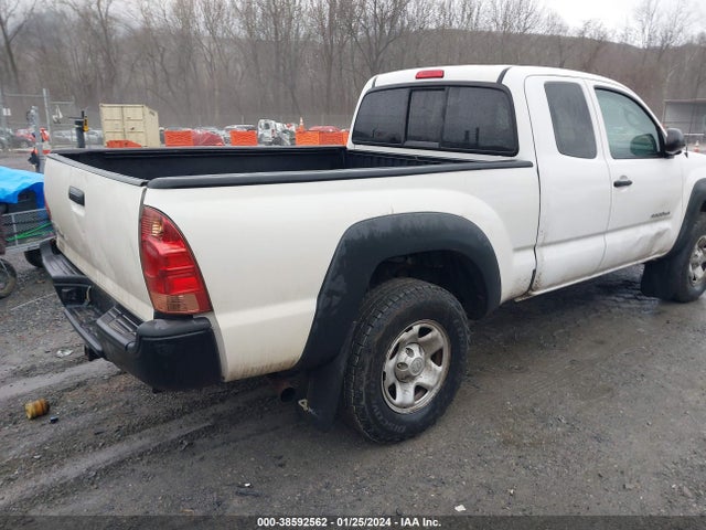 2015 TOYOTA TACOMA VIN: 5TFUX4ENXFX038327