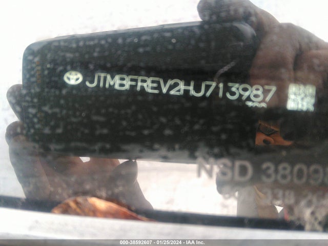 2017 TOYOTA RAV4 LE VIN: JTMBFREV2HJ713987