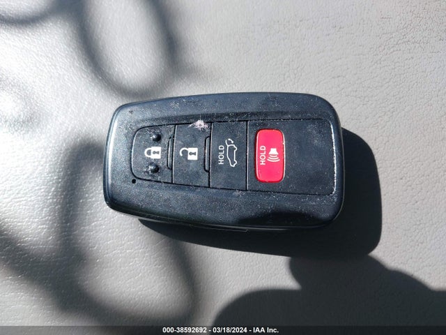 Toyota Rav4 Xle Premium 2019 JTMA1RFV9KD003287 Image 11