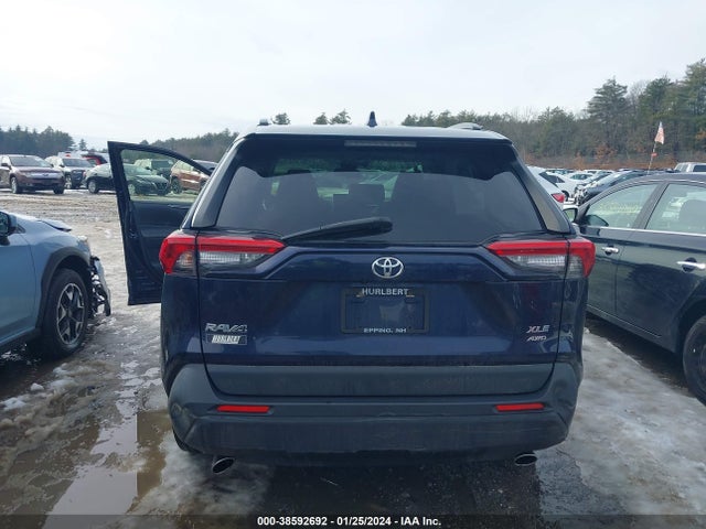 Toyota Rav4 Xle Premium 2019 JTMA1RFV9KD003287 Image 17