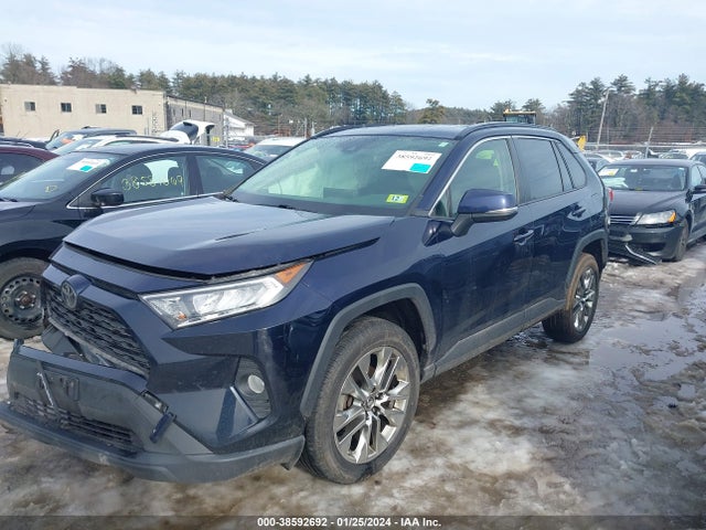 Toyota Rav4 Xle Premium 2019 JTMA1RFV9KD003287 Image 2